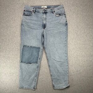 Abercrombie Curve Love The Ankle Straight Ultra High Rise Jeans Patch Light Wash